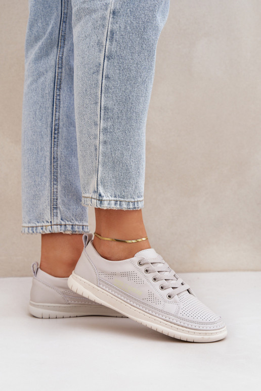 Baskets en cuir naturel couleur grise Cloesa