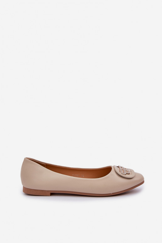 Ballerines Sur une semelle plate avec des ornements beige Ainoria Ballerines Sur une semelle plate avec des ornements beige Ainoria