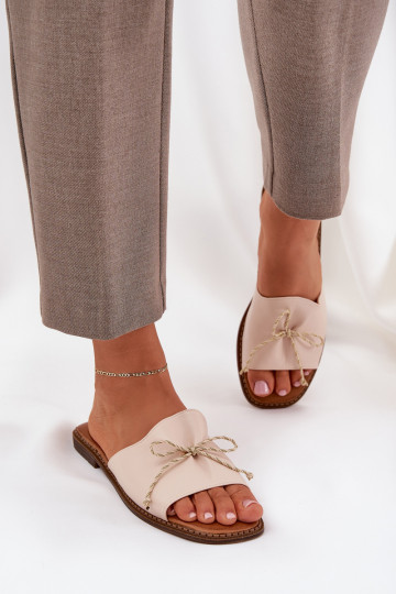 Chaussons Sur une semelle plate décorer Kokardką beige Deonelis