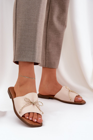 Chaussons Sur une semelle plate décorer Kokardką beige Deonelis 2