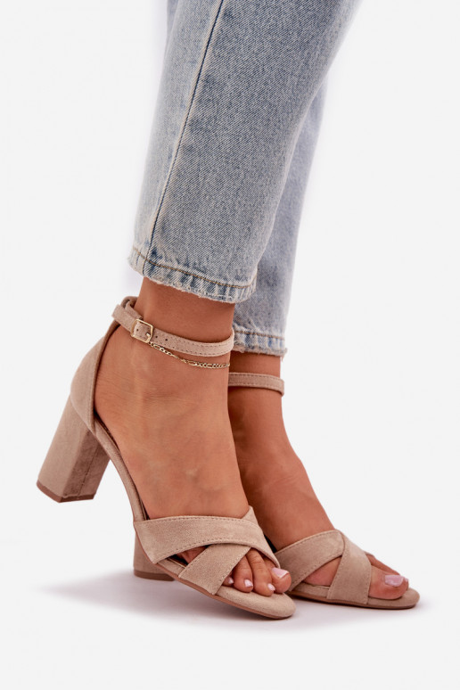 des sandales Activé SłupkoÀym Obcasie Z en daim écologiqueu beige Saniffia des sandales Activé SłupkoÀym Obcasie Z en daim écologiqueu beige Saniffia