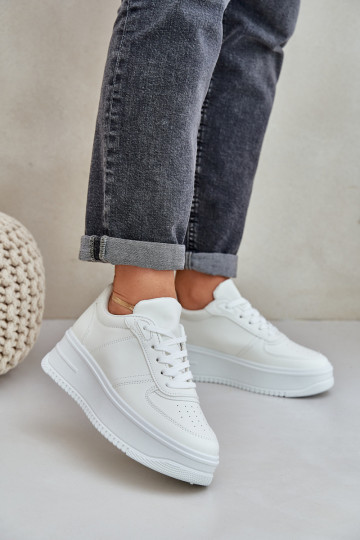 Baskets classiques en cuir écologique avec une plateforme couleur blanche Dorreia 2