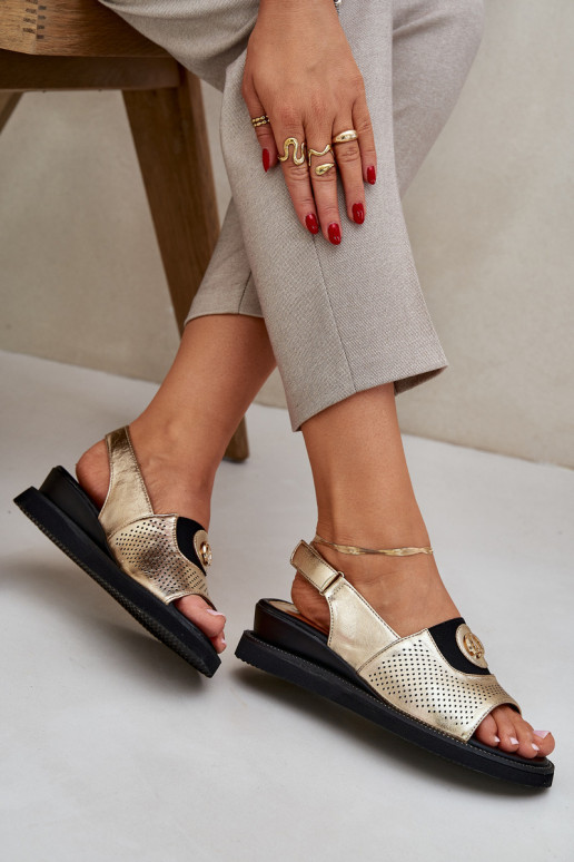 Sandales pour femmes avec une plateforme couleur dorée Isnnoria