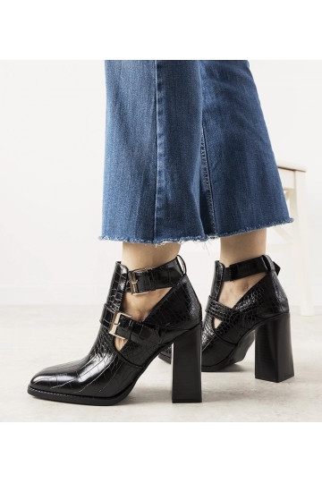 Bottines à talon carré... 2