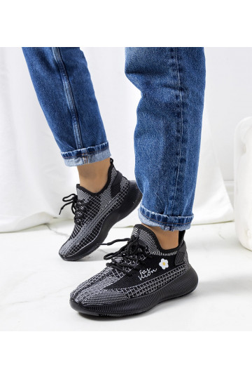 Baskets de sport noires... 2