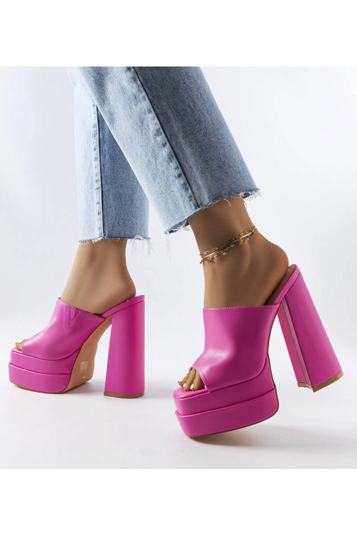 Tongs à talons hauts roses Mertzon