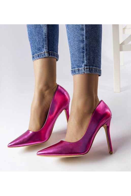 Escarpins à talons hauts métallisés... Escarpins à talons hauts métallisés...