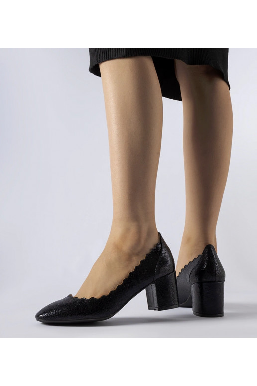 Escarpins noirs à talon bloc de... Escarpins noirs à talon bloc de...