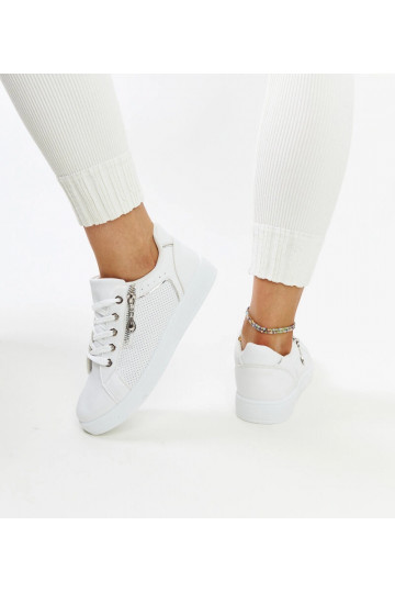 Chaussures de sport... 2