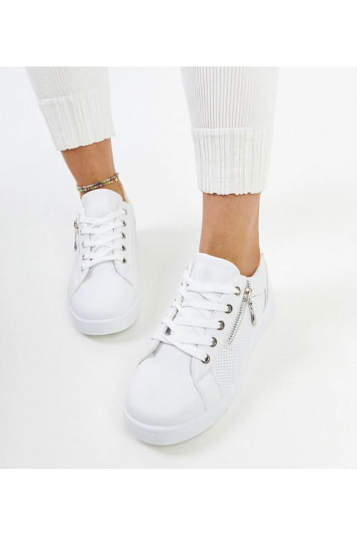 Chaussures de sport blanches...