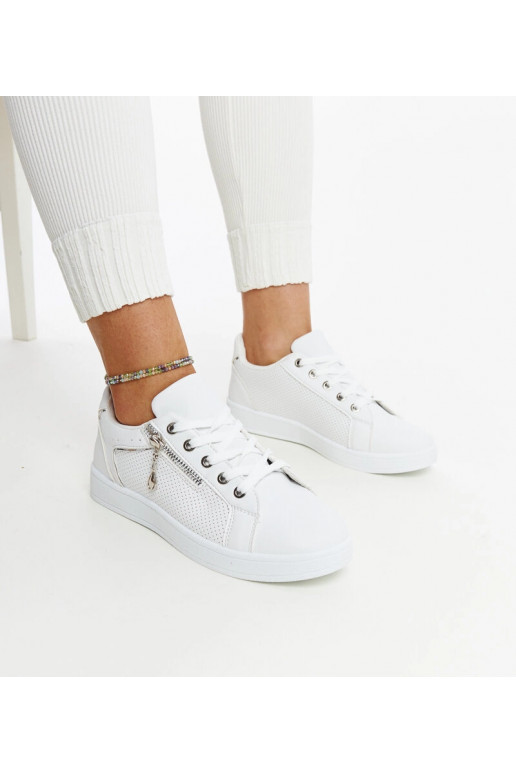 Chaussures de sport blanches...