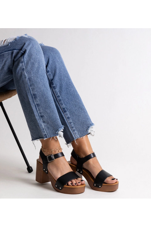 Sandales à talons épais Adilar noires