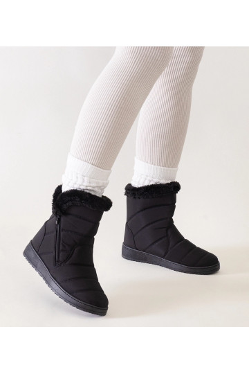 Bottes de neige noires...