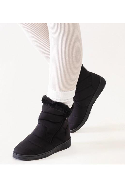 Bottes de neige noires décorées de...