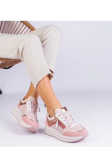 Baskets de sport à...