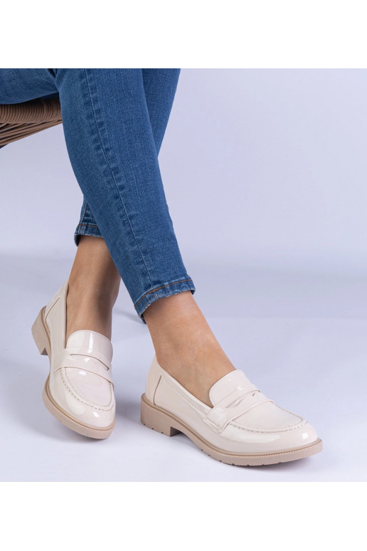 Chaussures femme en cuir verni beige...