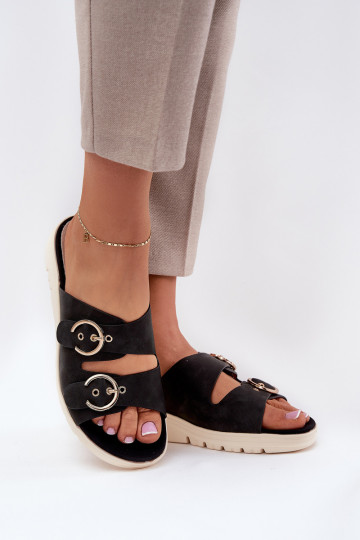 Chaussons pour femmes à talon compensé avec boucles couleur noire Hellexia 2
