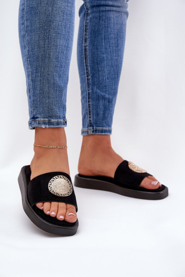 Pantoufles pour femmes avec des détails dorés couleur noire Kaliora 2