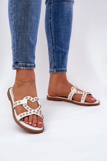 Chaussons décorés avec semelles plates couleur blanche Adivrae