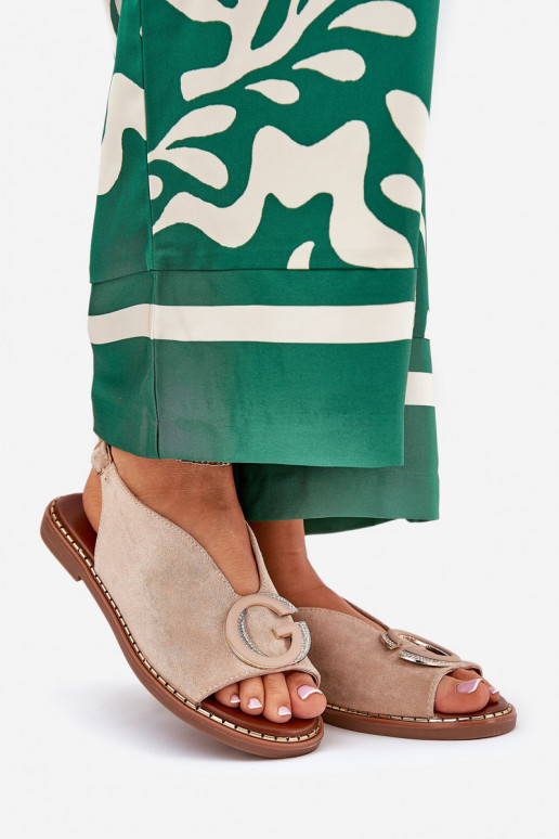 Sandales plates avec des ornements beige Haliones