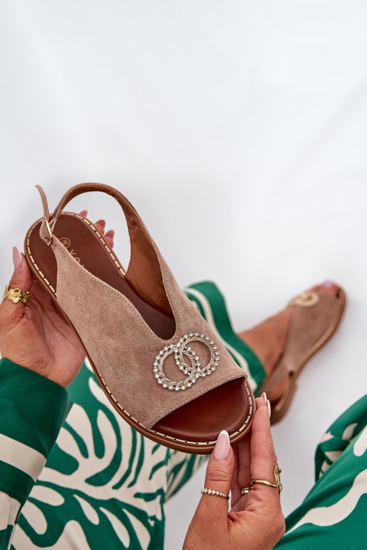 Sandales pour femmes avec des ornements avec des talons larges en daim écologiqueoÀe beige Ralisses