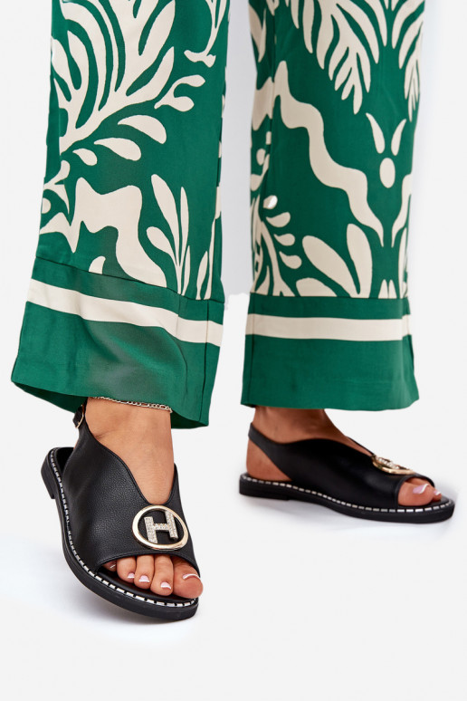 isocèle Style élégant des sandales avec des ornements couleur noire Iseliria isocèle Style élégant des sandales avec des ornements couleur noire Iseliria