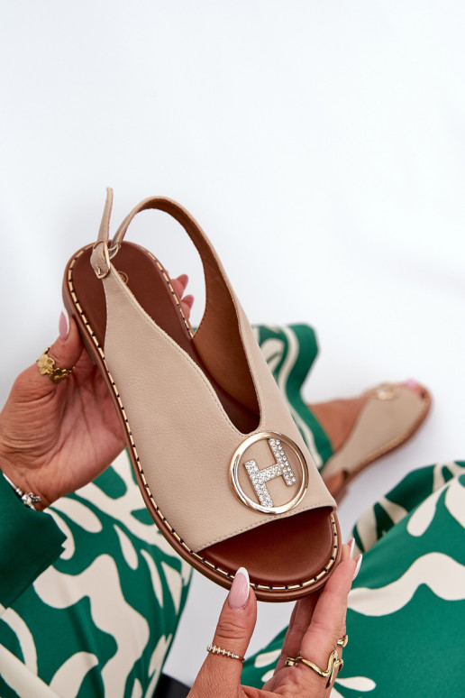 isocèle Style élégant des sandales avec des ornements beige Iseliria isocèle Style élégant des sandales avec des ornements beige Iseliria