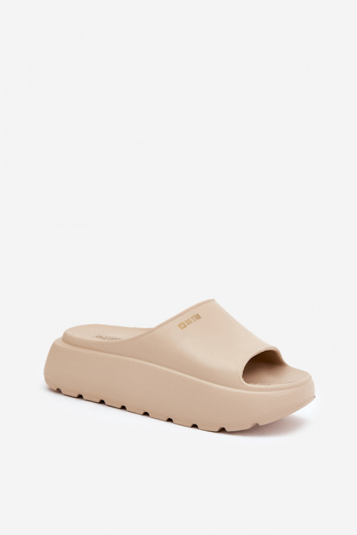 Pantoufles légères Pantoufles pour femmes avec une plateforme Big Star RR274A569 beige