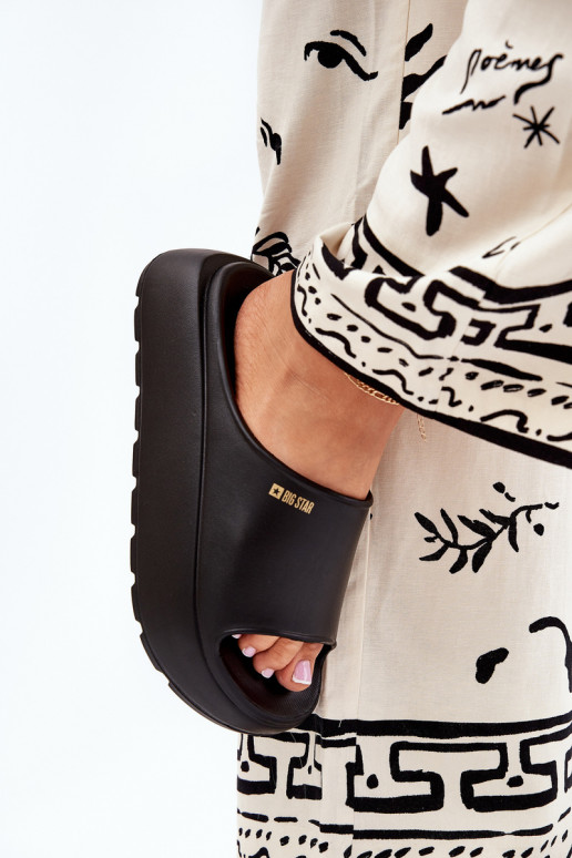 Pantoufles légères Pantoufles pour femmes avec une plateforme Big Star RR274A567 couleur noire