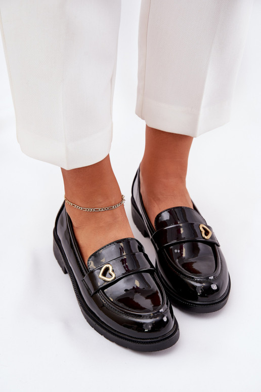 Mocassins laqués Féminin Avec le coeur S.Barski HY51-379 couleur noire Mocassins laqués Féminin Avec le coeur S.Barski HY51-379 couleur noire