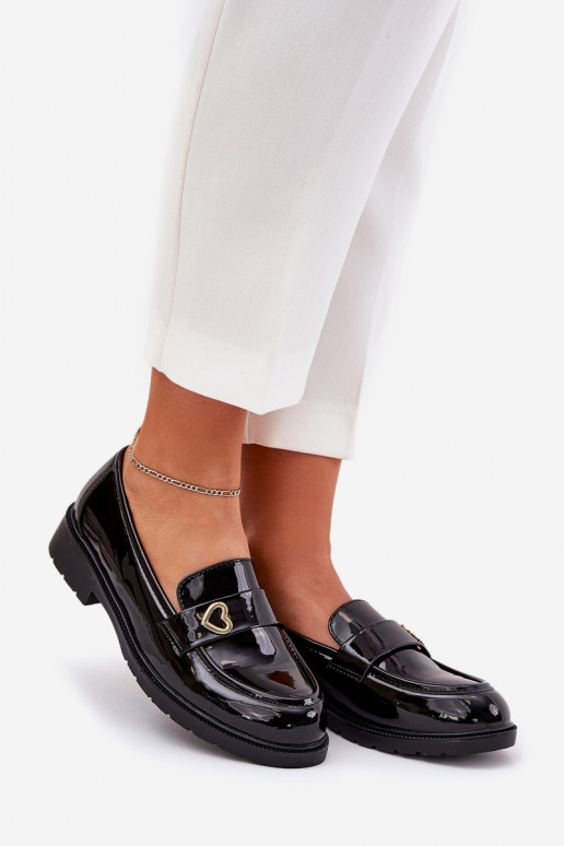 Mocassins laqués Féminin Avec le coeur S.Barski HY51-379 couleur noire Mocassins laqués Féminin Avec le coeur S.Barski HY51-379 couleur noire