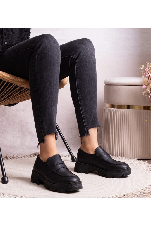 Chaussures à lacets noires en cuir...