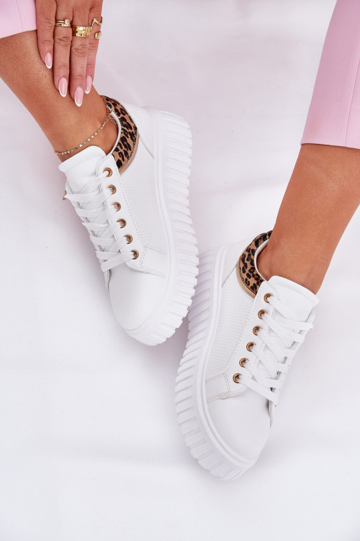 baskets Féminin avec une plateforme en cuir écologique avec des motifs en fourrure de léopard couleur blanche Velionna baskets Féminin avec une plateforme en cuir écologique avec des motifs en fourrure de léopard couleur blanche Velionna
