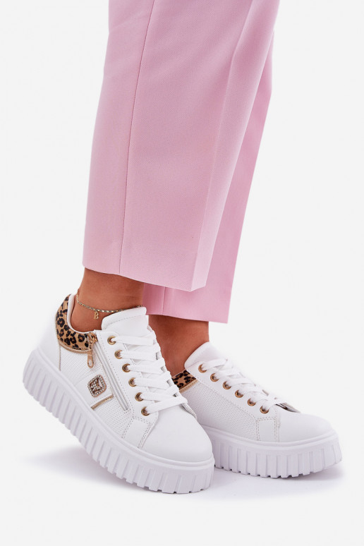 baskets Féminin avec une plateforme en cuir écologique avec des motifs en fourrure de léopard couleur blanche Velionna baskets Féminin avec une plateforme en cuir écologique avec des motifs en fourrure de léopard couleur blanche Velionna