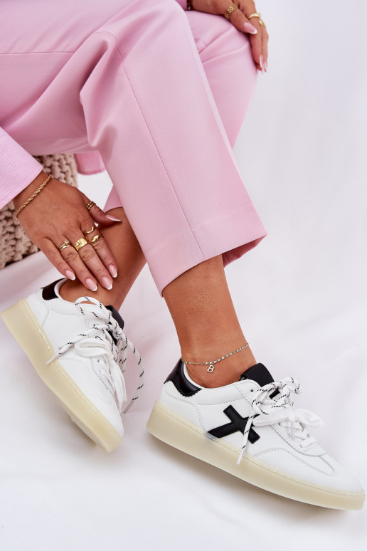 Faible baskets Féminin couleur blanche Zelevelis