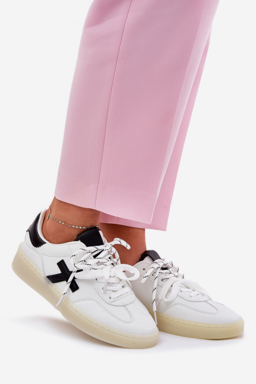 Faible baskets Féminin couleur blanche Zelevelis