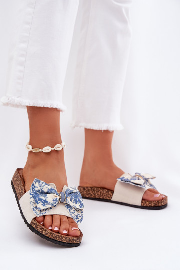 Féminin Chaussons avec des rubans avec une plateforme couleur bleue Lisandrea