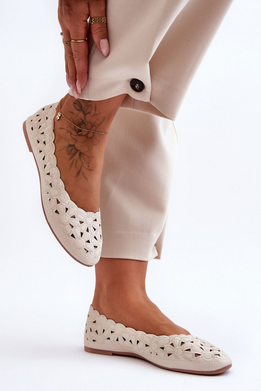 Chaussures ajourées brillantes beige Visionary