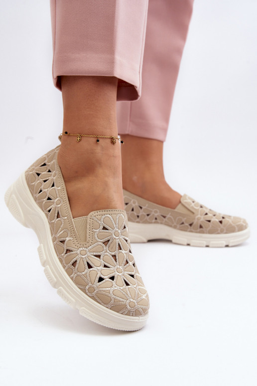avec des éléments ajourés chaussures Féminin beige Emilei