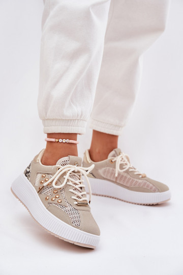 Bottines sportives Femmes avec filet et spikes couleur sable Ogalda