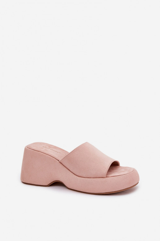 Eko Chaussons femme en daim avec une plateforme I Koturnie couleur rose Afisal