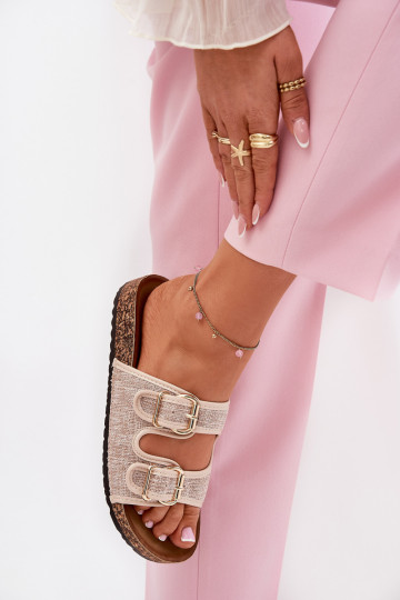  Pantoufles pour femmes avec une plateforme avec boucles beige Osoffe