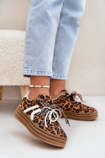 Chaussures modèle baskets Féminin avec des motifs en fourrure de léopard avec une plateforme avec de beaux détails marron Vinnes