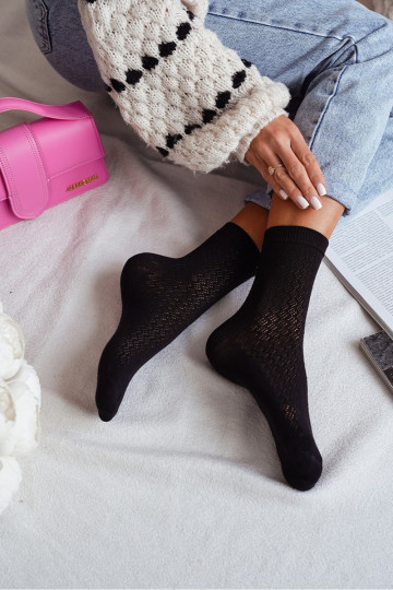 Chaussettes Féminin avec des éléments ajourés couleur noire