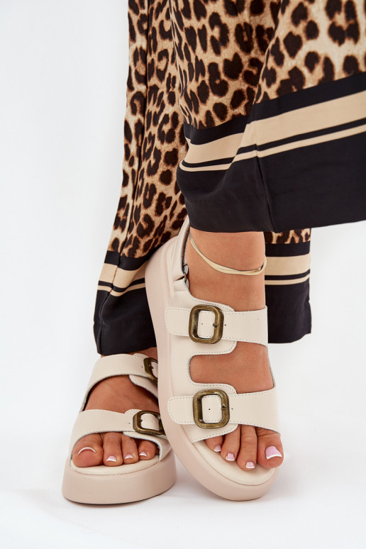 Sandales pour femmes avec une plateforme I Koturnie avec boucles beige Genorre Sandales pour femmes avec une plateforme I Koturnie avec boucles beige Genorre