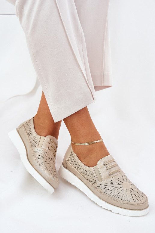 chaussures Féminin Un modèle convaincant avec des éléments ajourés couleur dorée Azethia