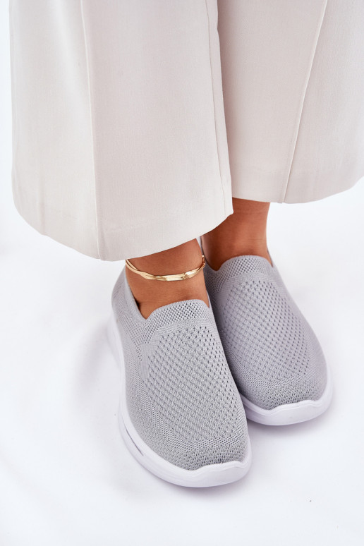 Féminin Baskets  Un modèle convaincant couleur grise Adiora